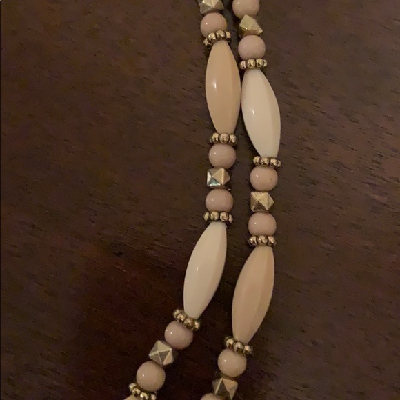 32” pink and gold necklace - Picture 2 of 3